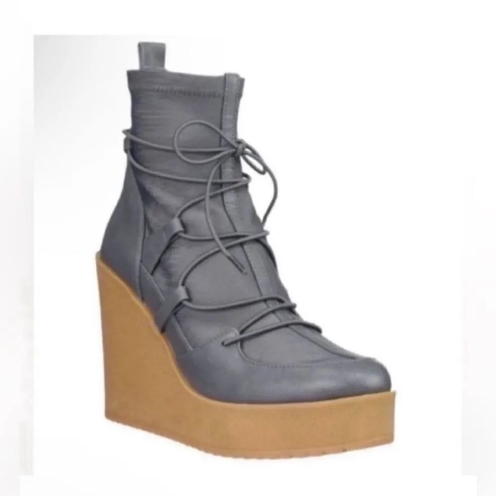 Steve Madden  Gray Ankle Sock Bootie(Size 8M) - Image 2