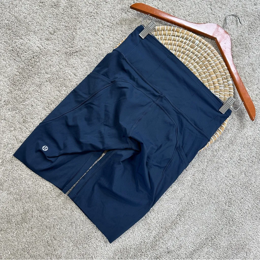 Lululemon Women’s Fast And Free Short 10" Non-Reflective Run in True Navy Size 6 - Image 7