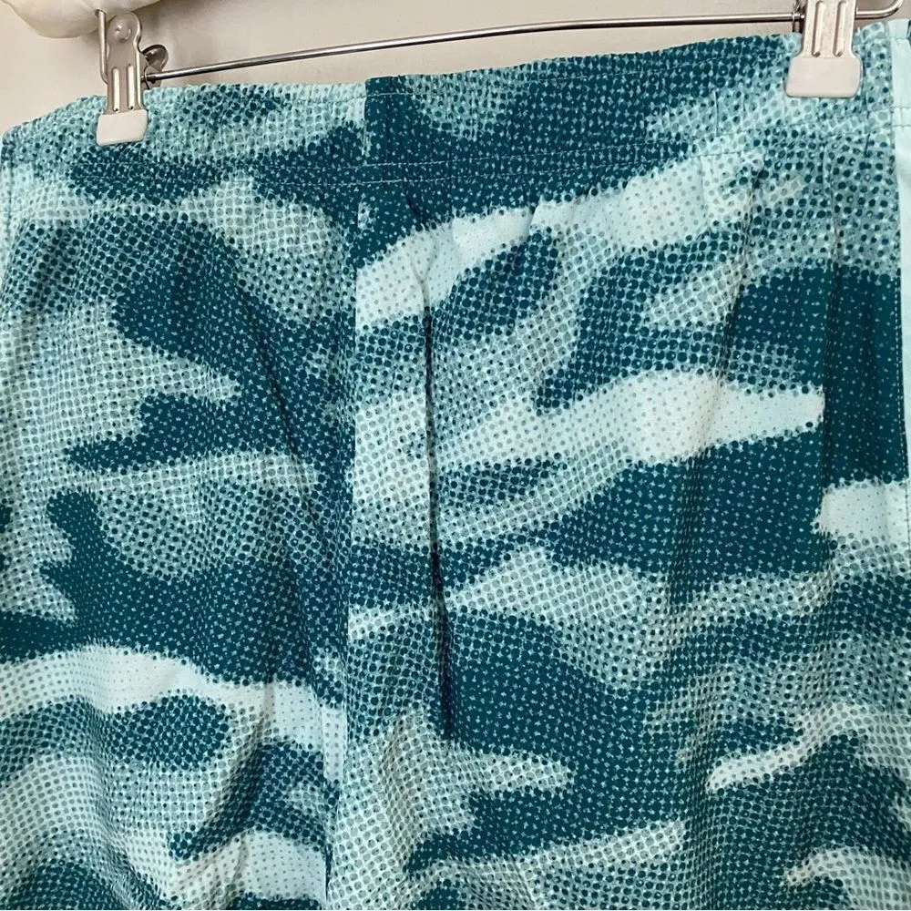 Xersion Running Shorts Train Lined Quick Dry Everair Green Camo Casual Athletic - Image 6