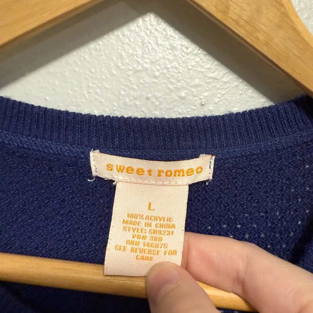 Sweet Romeo Blue Sweater Size Large - Image 3