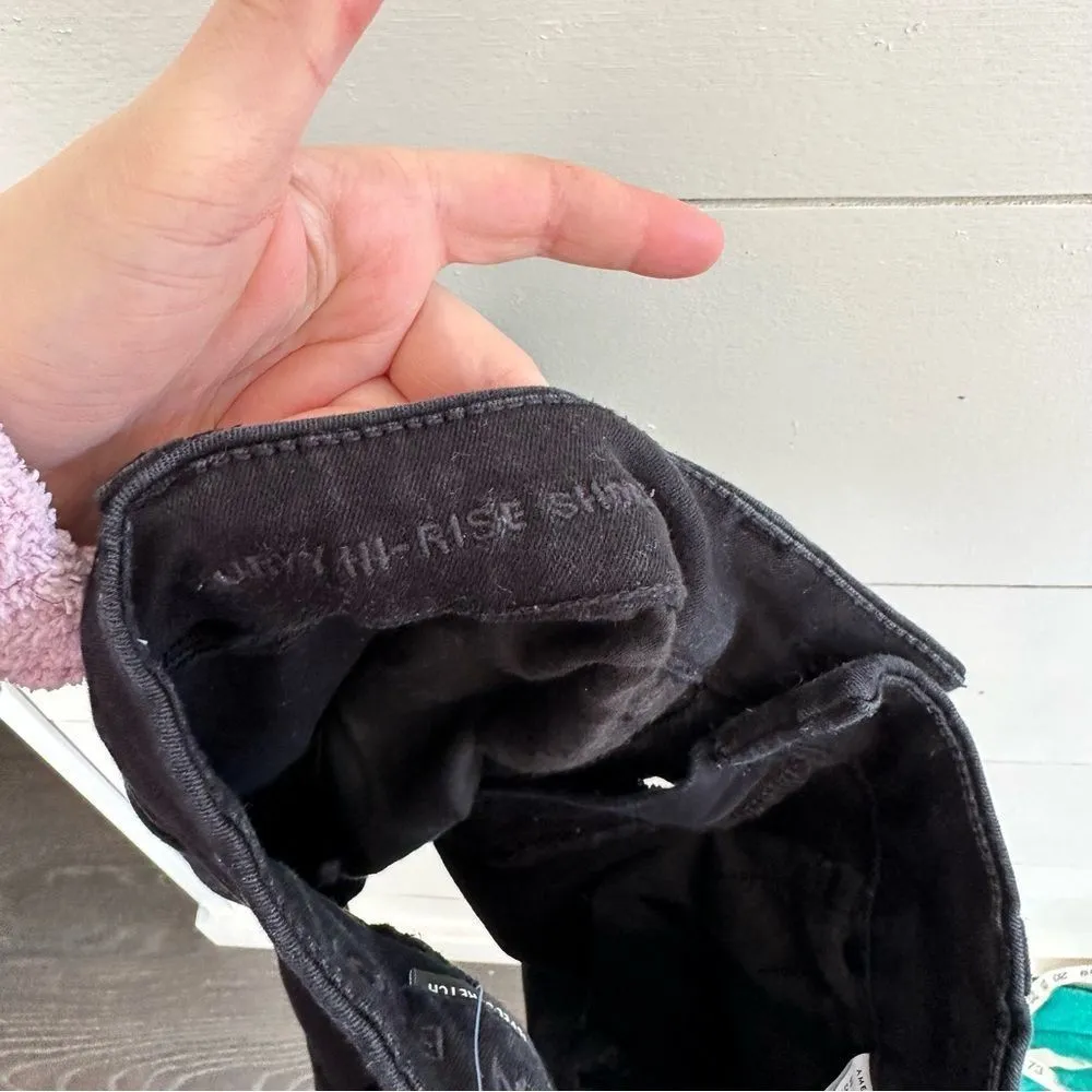 American Eagle Black Curvy High Rise Shortie - Image 4