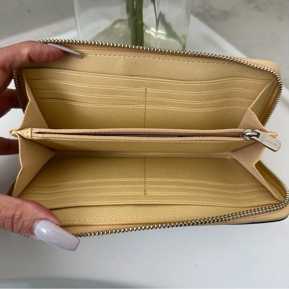 Coach Women’s Accordion Zip Wallet - Image 8