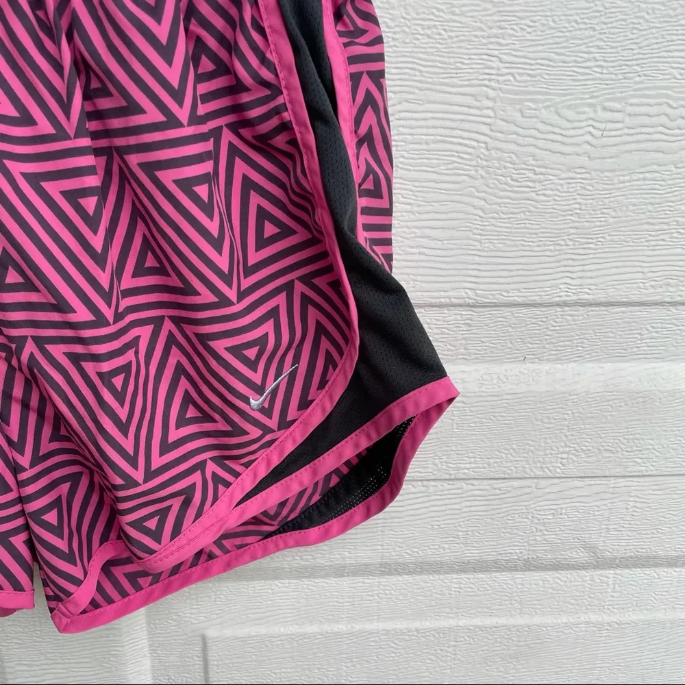Nike Shorts Dri Fit Pink Small - Image 5