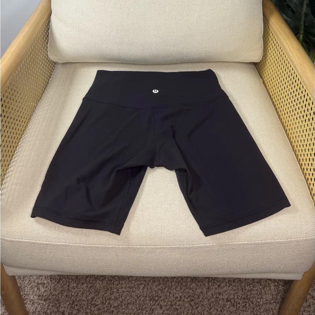 Lululemon Align Short *8" Size 6 - Image 3
