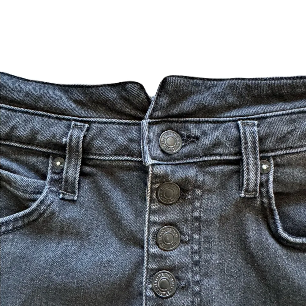 Women's Free People We The Free Black Denim Shorts summer Beach Y2K Size 28 - Image 4