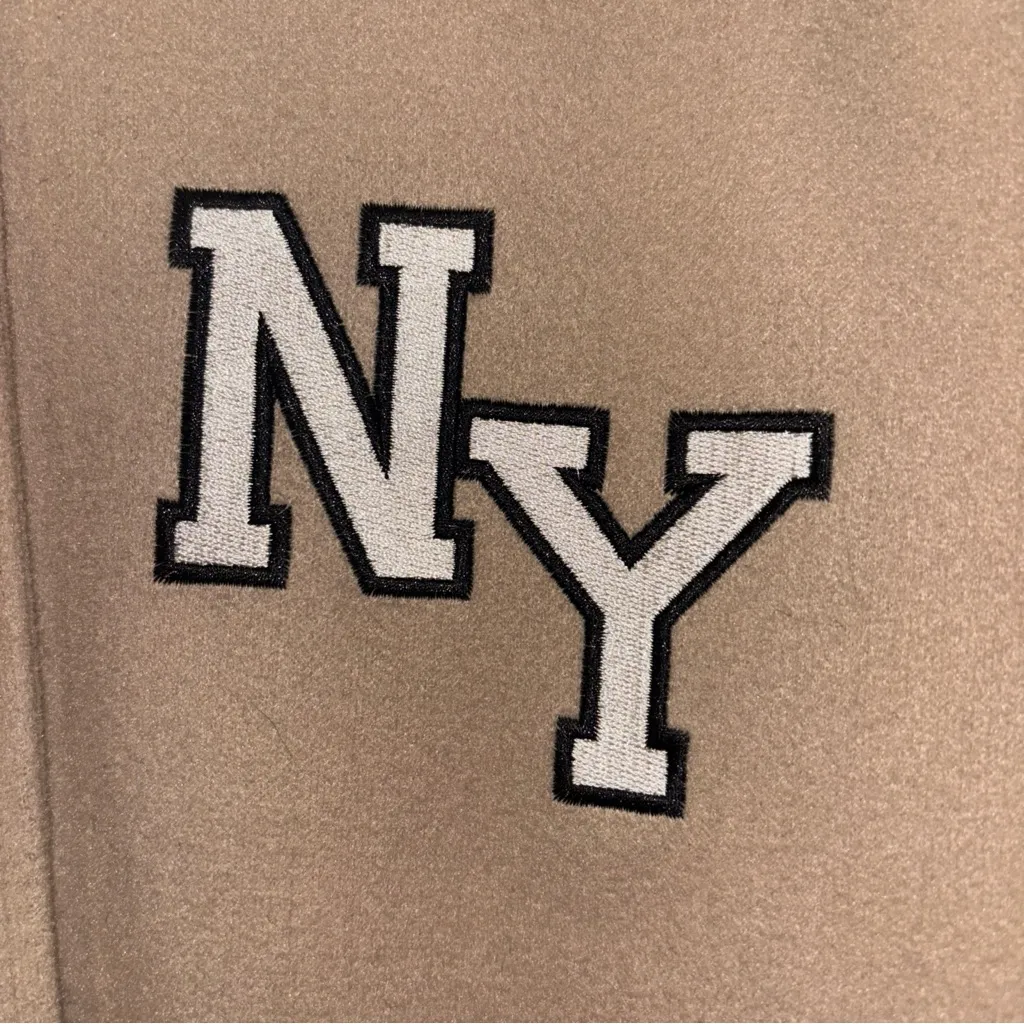 NWT Forever 21 NY Varsity Jacket in Beige Cream Small Unisex - Image 12