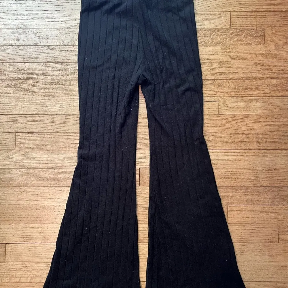 SHEIN Black Ribbed Flare Pants - Image 4