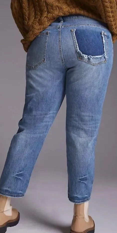 Anthropologie Pilcro The Heritage Boyfriend Distressed Busted Knee Jeans size 32 - Image 2