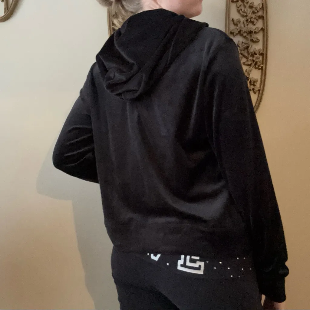 Juicy Couture Classic Black Hoodie with Rhinestones - Image 7