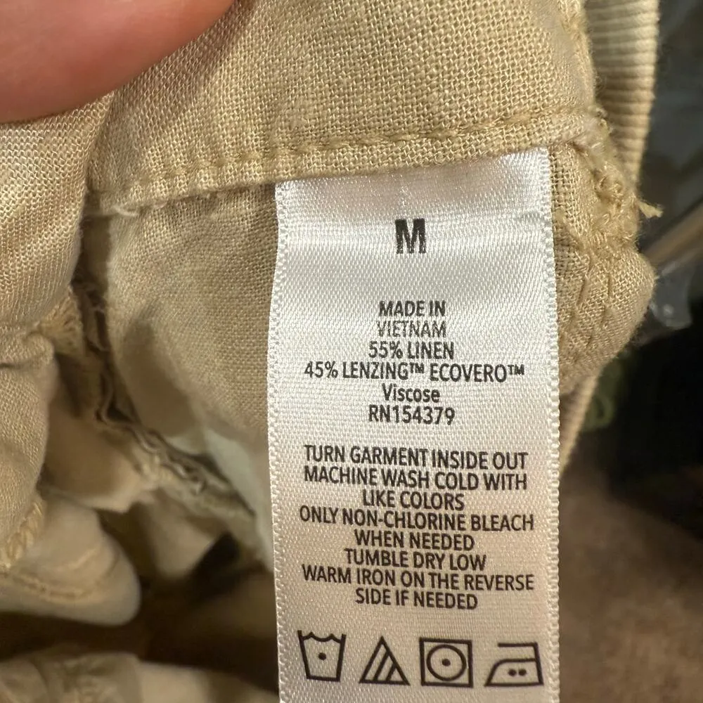 Aeropostale Khaki Cargo Capri Pants Sz M - Image 6