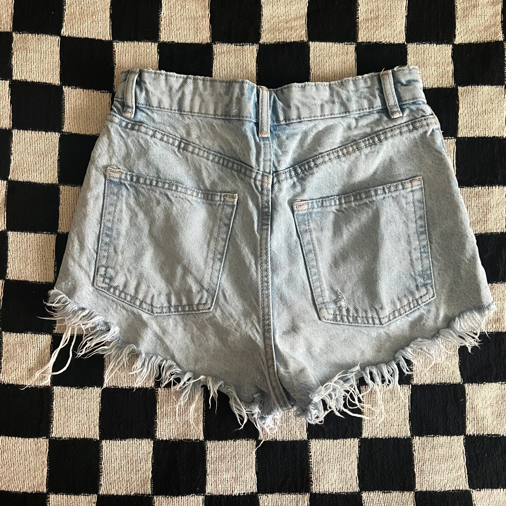 Shorts - Image 3