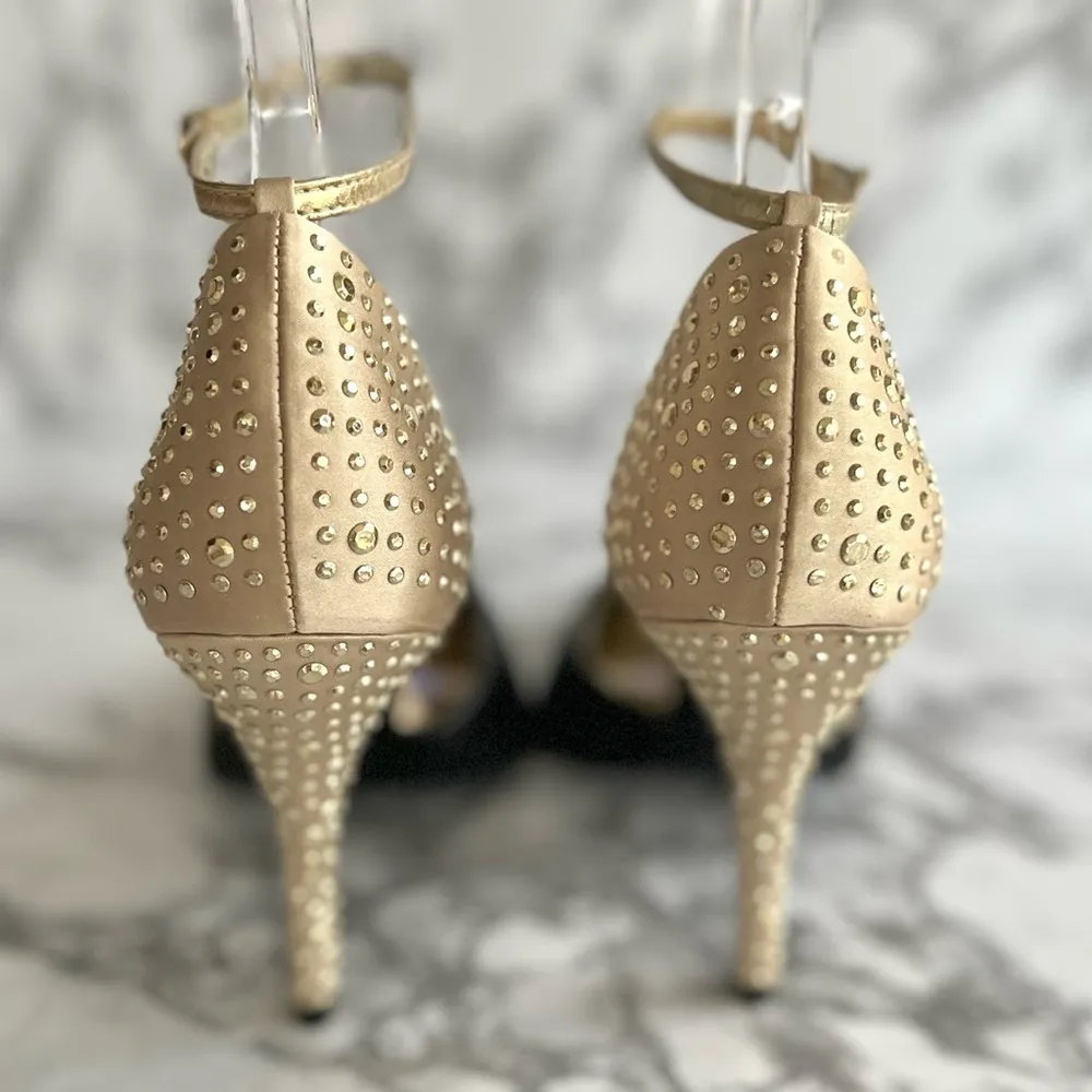 Carlos by Carlos Santana Gaia Black Gold Studded Ankle Strap Sandals 7.5 - Image 5