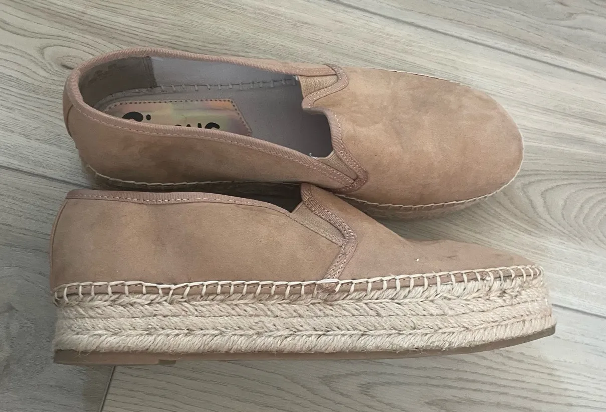 Circus by Sam Edelman Tan Suede Slip On Round Toe Espadrille Flats Size 9.5 - Image 1