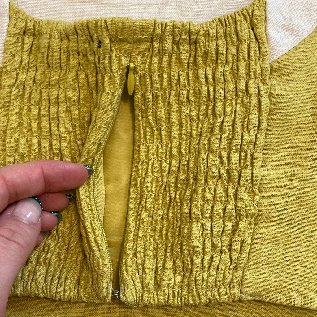 7 For All Mankind Women’s Size Medium Top - Image 5