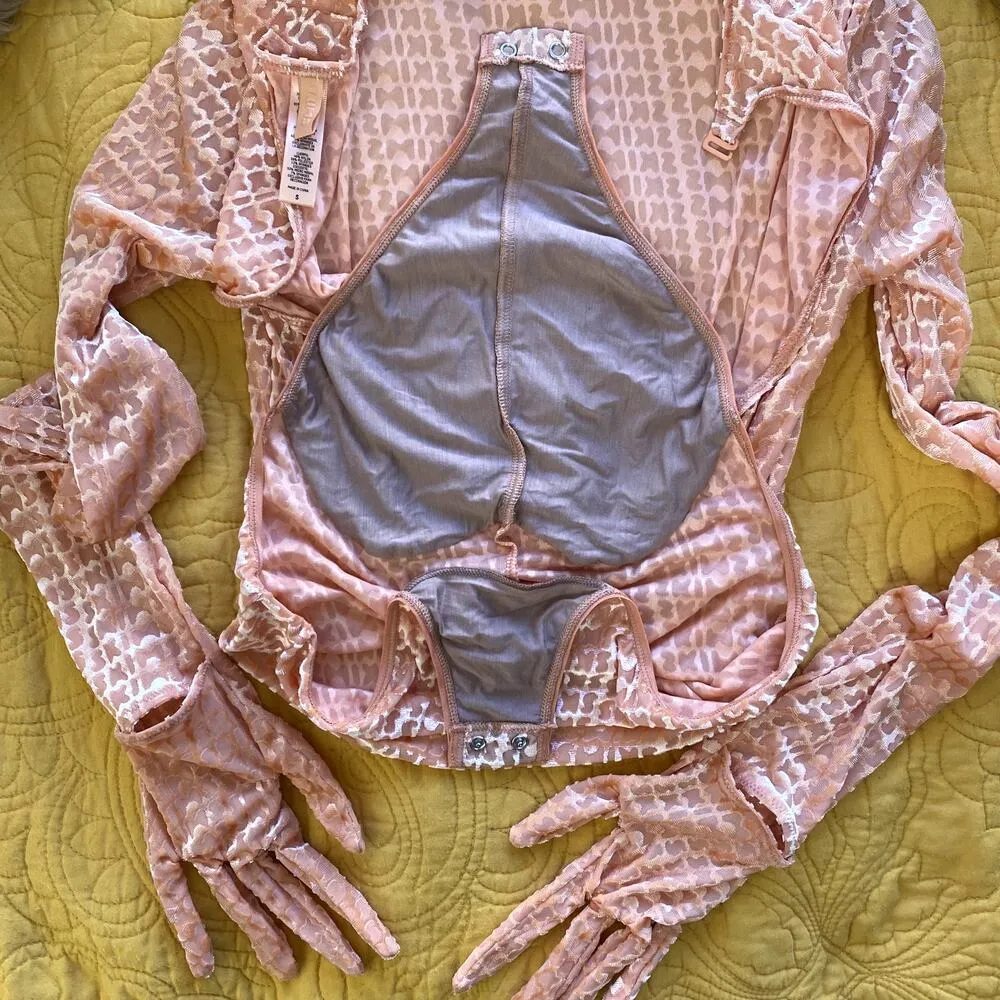 Skims Velvet Glove Bodysuit in Peach Orange Pink Open Back Gloved Cheeky Catsuit - Image 6