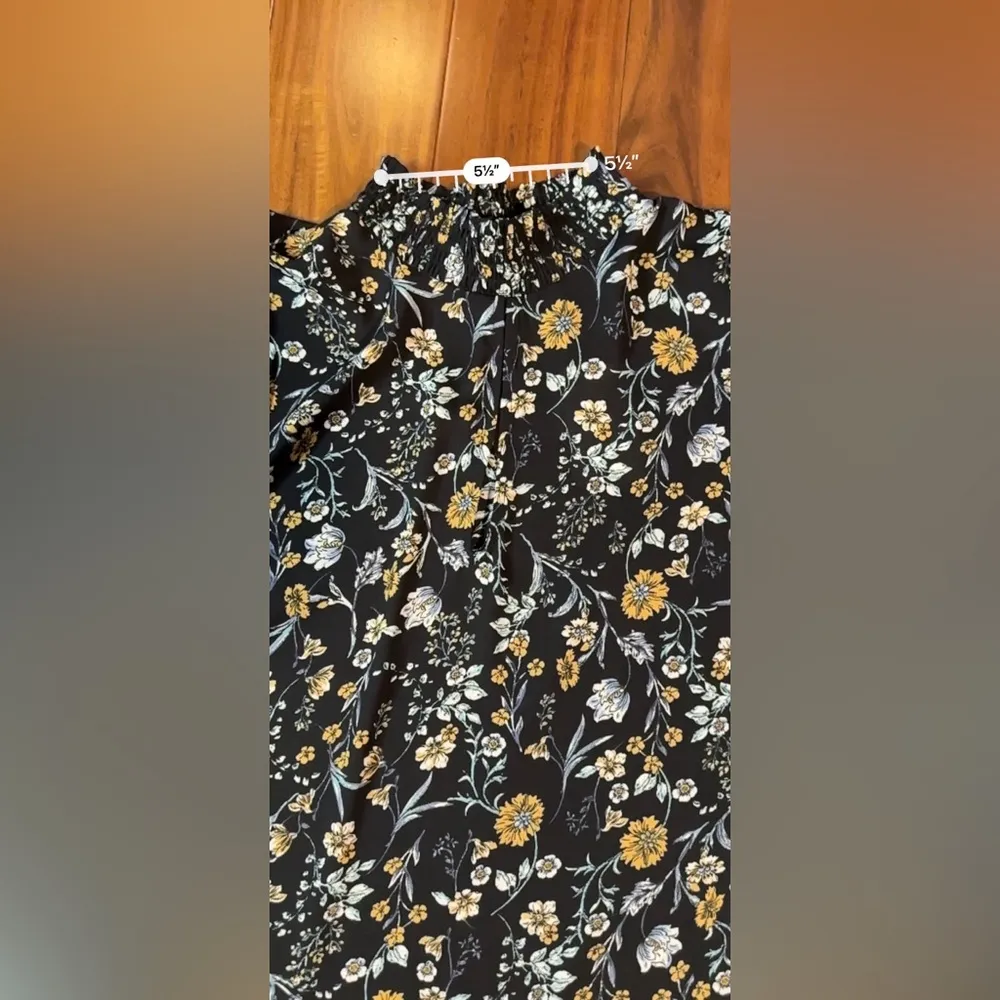 Mocked Neck Blouse - Image 10