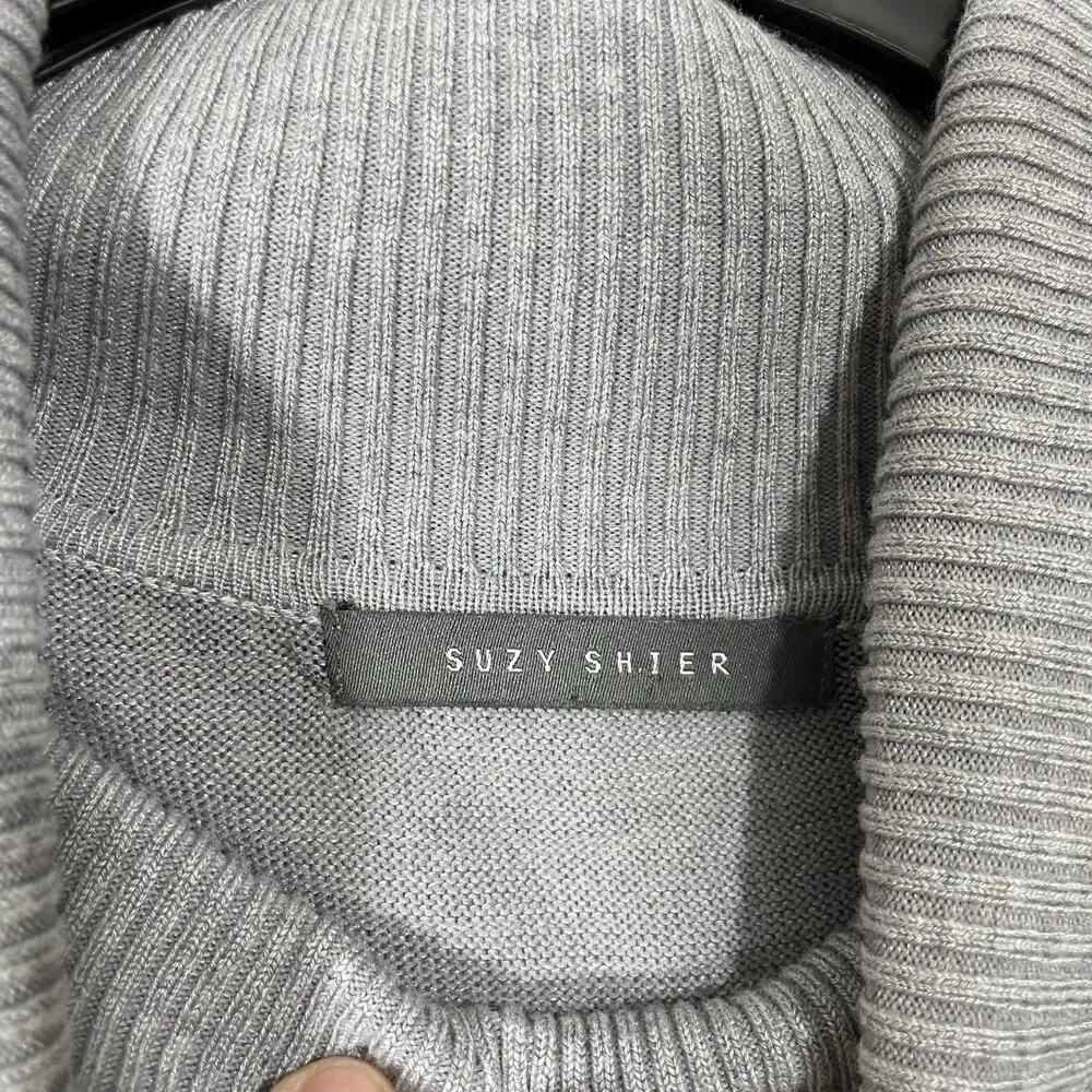 Suzy Shier Women's Gray Oversized Short Sleeve Turtleneck Sweater - Size Medium - Image 5