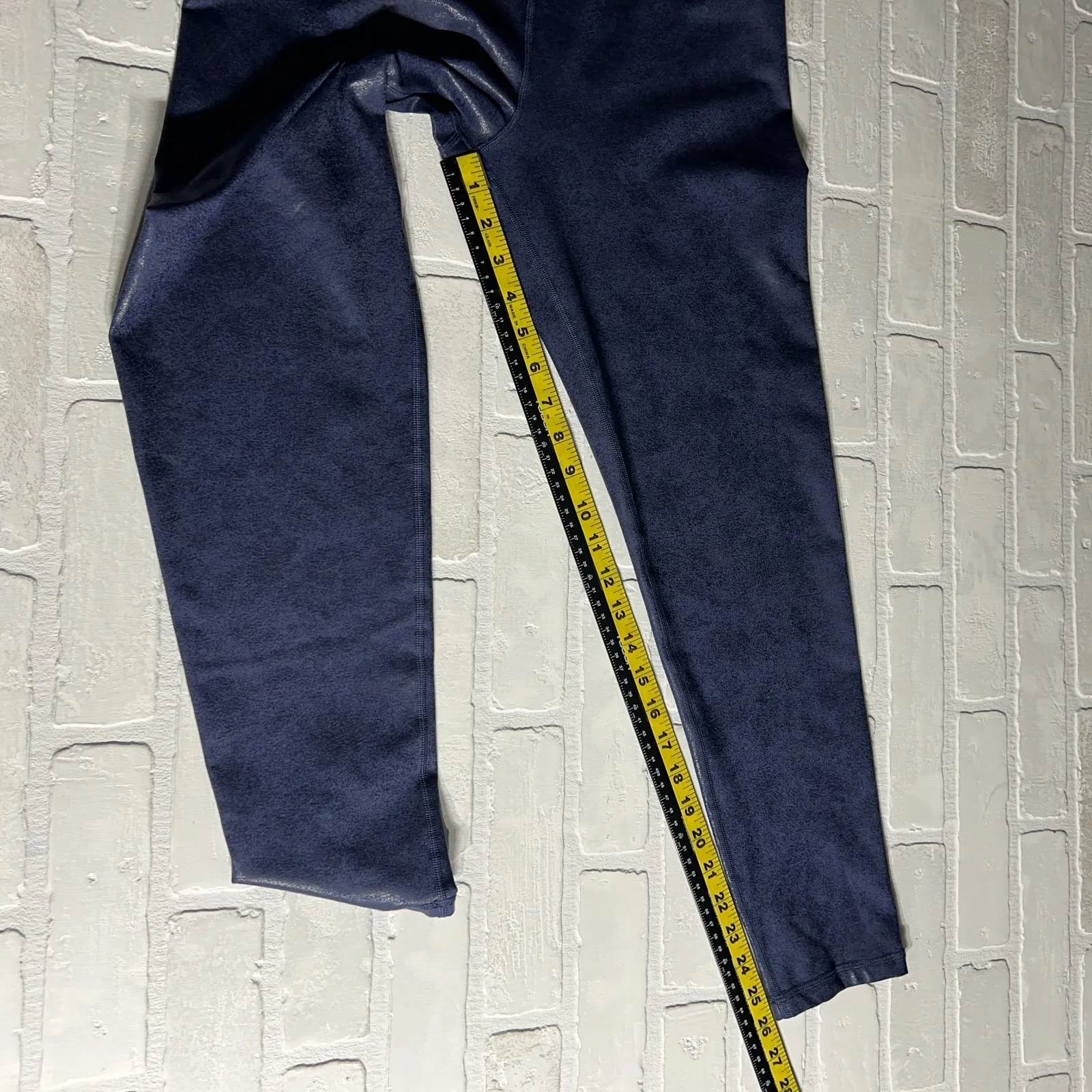OFFLINE by‎ Aerie Crossover Leggings Womens XL Navy Blue Crackle Yoga Pilates - Image 4