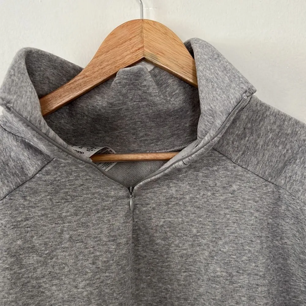 Adidas Women Gray Mock Neck sweater NWOT - Image 7