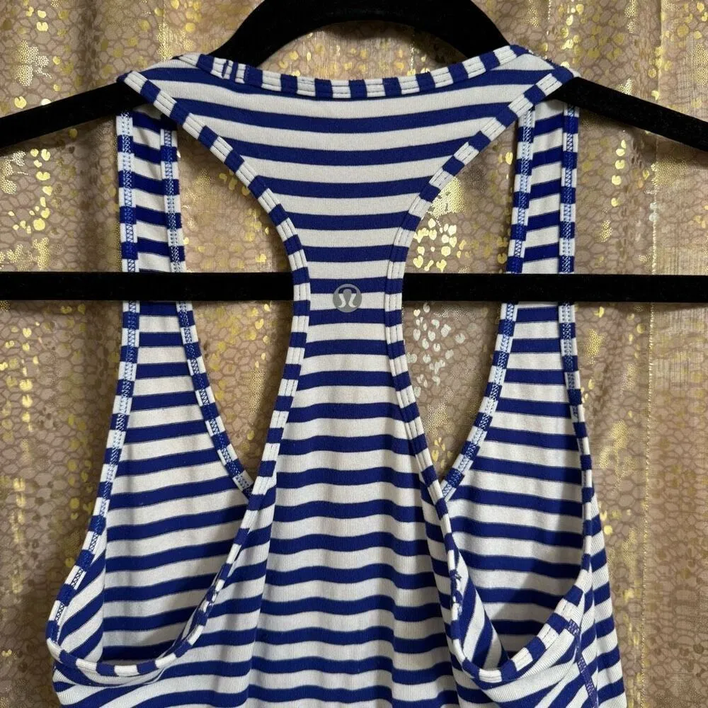 Lululemon Blue White Striped Cool Racerback Tank Top Lightweight Small - Image 3