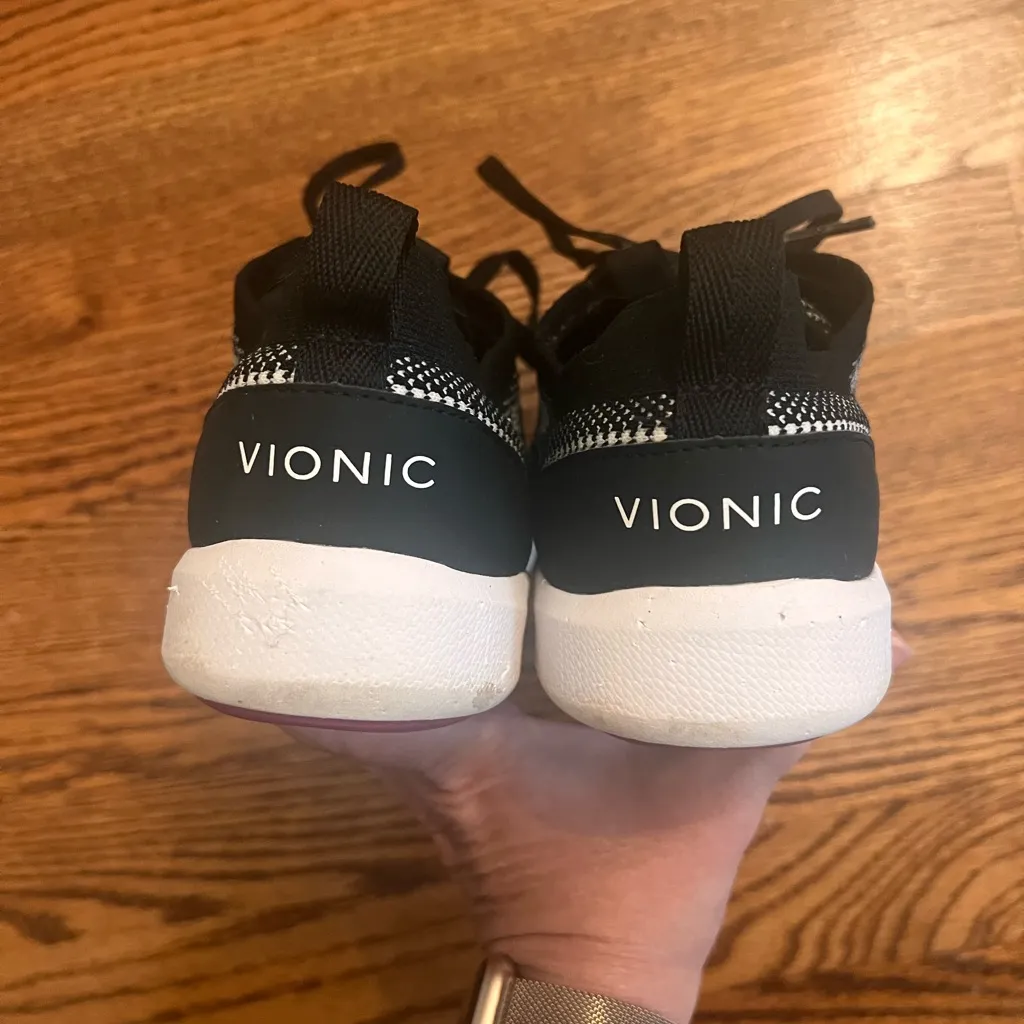 Vionic Women’s Sky Lenora Comfort Walking Sneakers – Black & White – Size 6 - Image 5