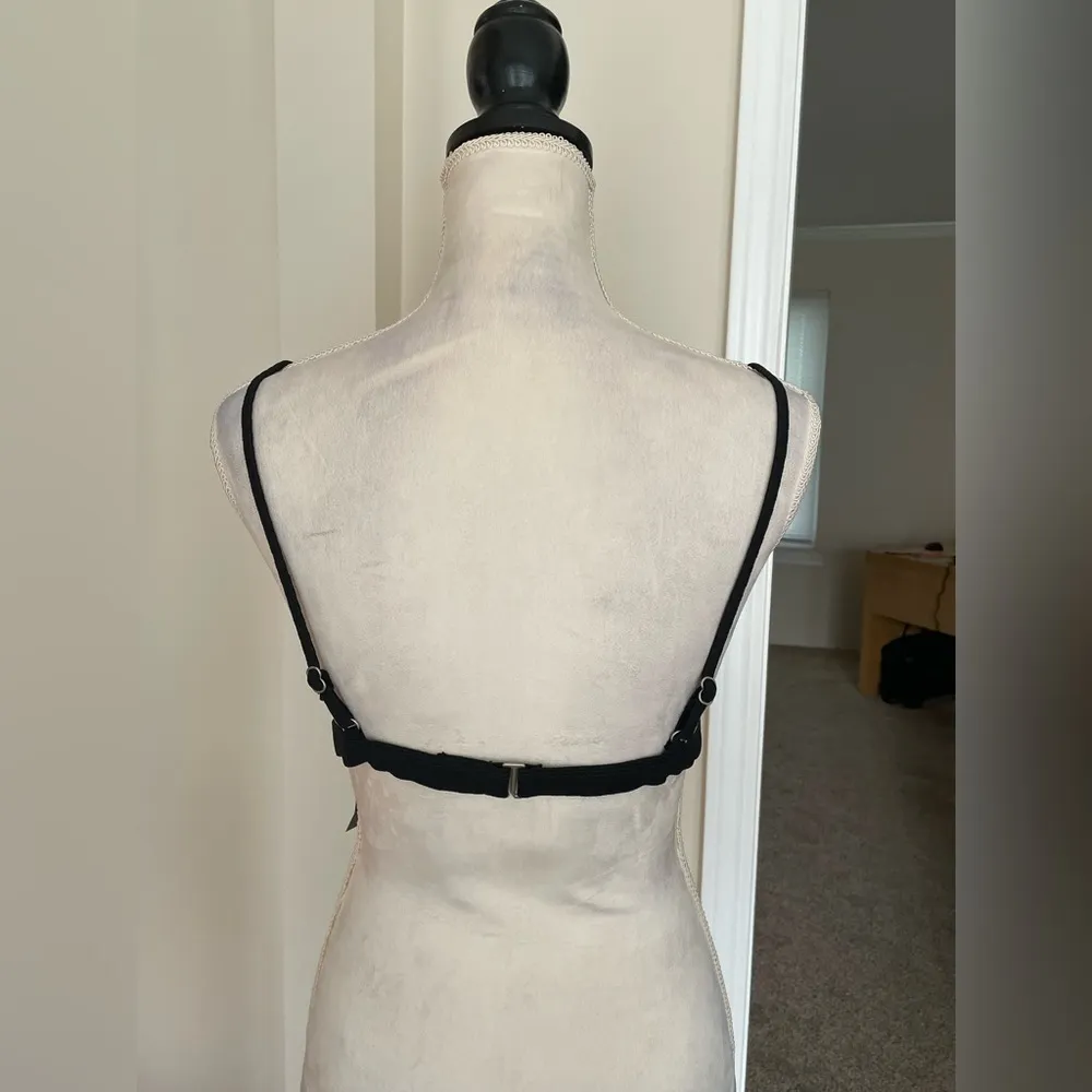 Cotton On Body Fixed Triangle Rib Bikini Top Size L NWT - Image 4