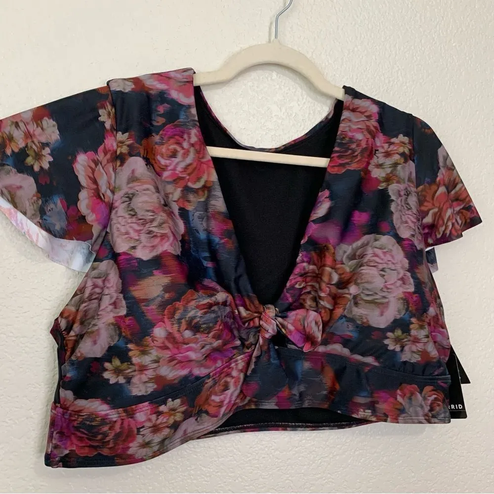 NWT Torrid Floral Wire Free Front Tie Short Sleeves Bikini Top - Image 2