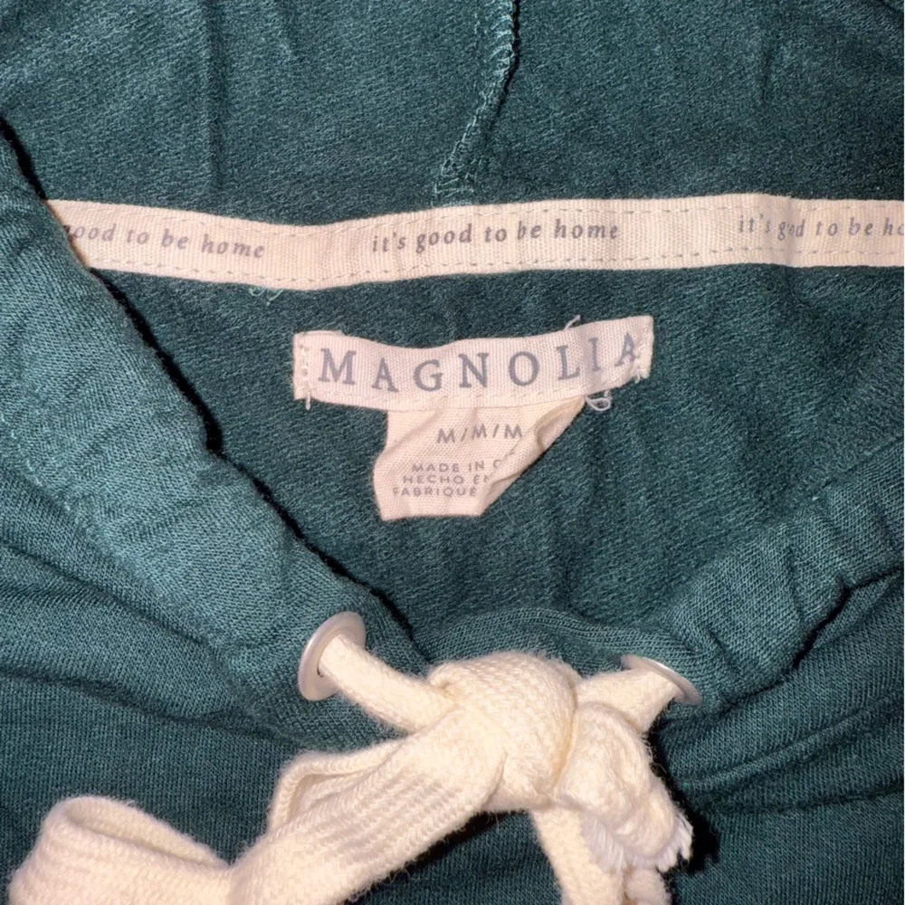 Magnolia Homebody Market Olive Green Embroidered Pullover Hoodie Size M - Image 5