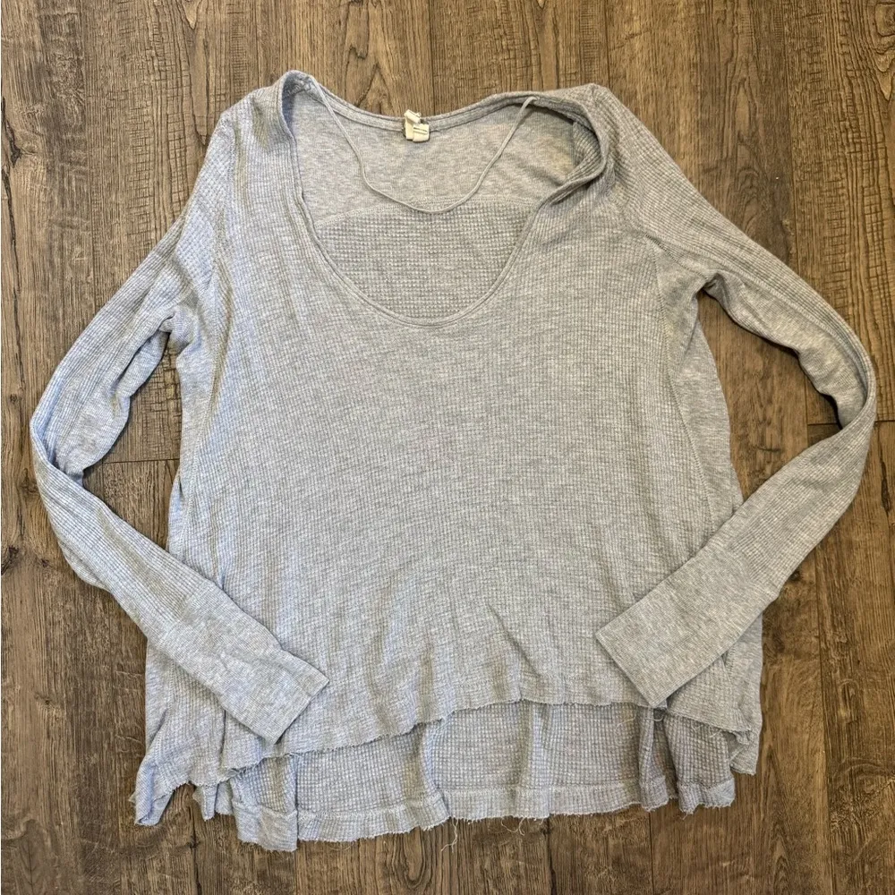 Free People Malibu Thermal Top- Light Grey - Image 4