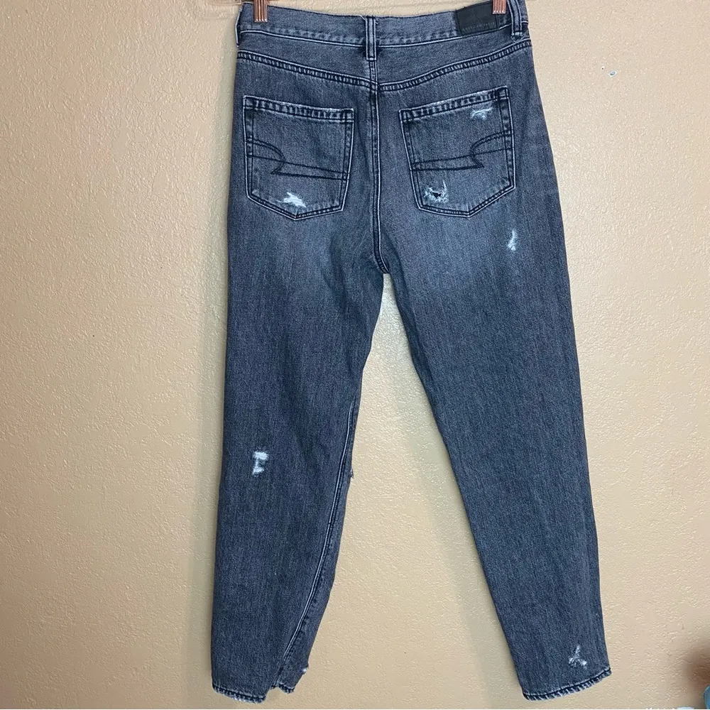 American Eagle Outfitters Gray Mom Jeans With Black Ripped Knees Size 4 - Image 3