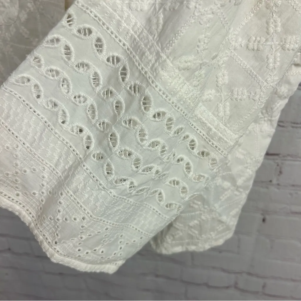 Badgley Mischka New eyelet cut romantic 3/4 flared sleeve top cotton Small - Image 6