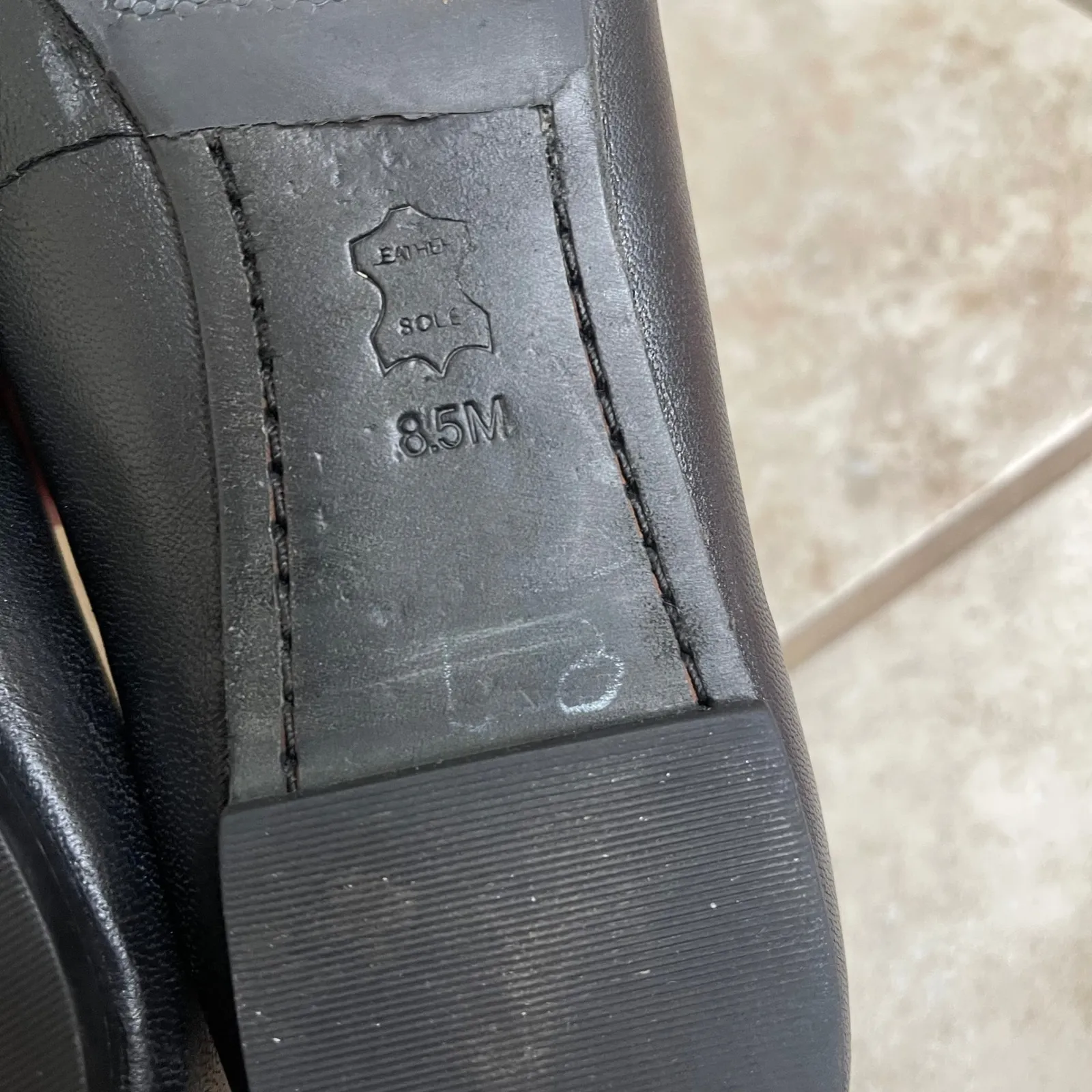 Tory Burch Hugo Black Leather Pointed Toe Ballet Flats Women's Size 8.5 M Gold - Image 8