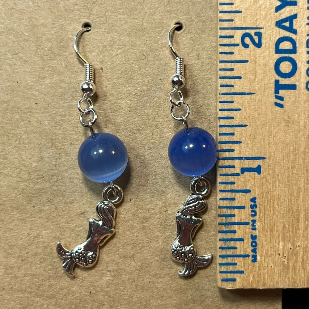 Mermaid Blue Cats Eye Silver Plated Dangle Earrings New - Image 3