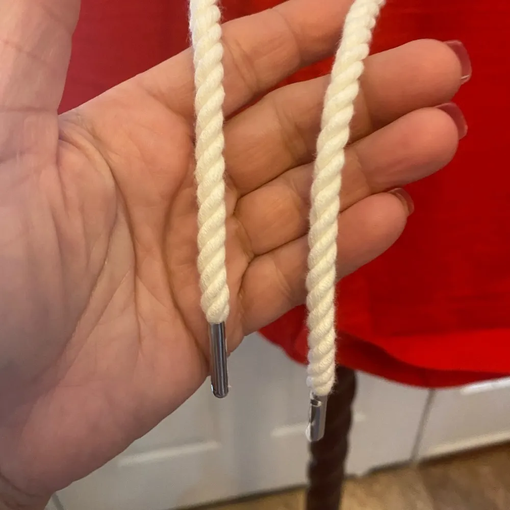 TOMMY HILLFIGER SHORTS SIZE 16 - Image 6