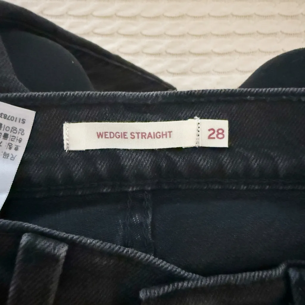 Levi's Black wedgie Straight Leg Jeans - Image 5