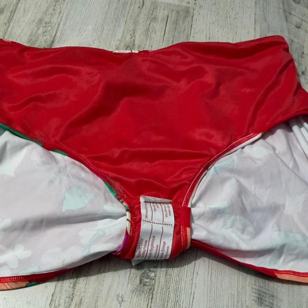 Lands' End Floral Swim Skirt in Red and Green - Image 4