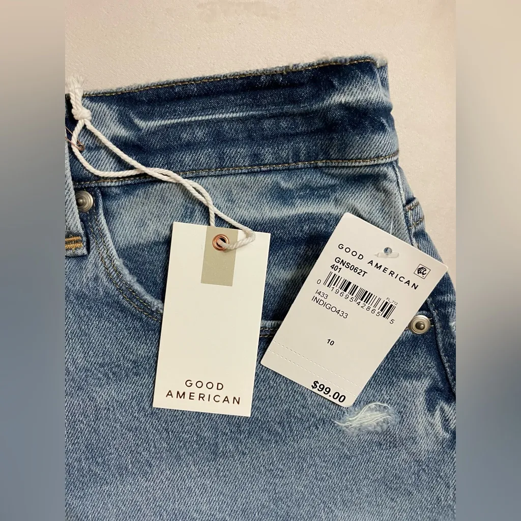 Good American NWT Good 90s Denim Shorts Indigo Blue Size 10 Distressed Raw Hem - Image 4