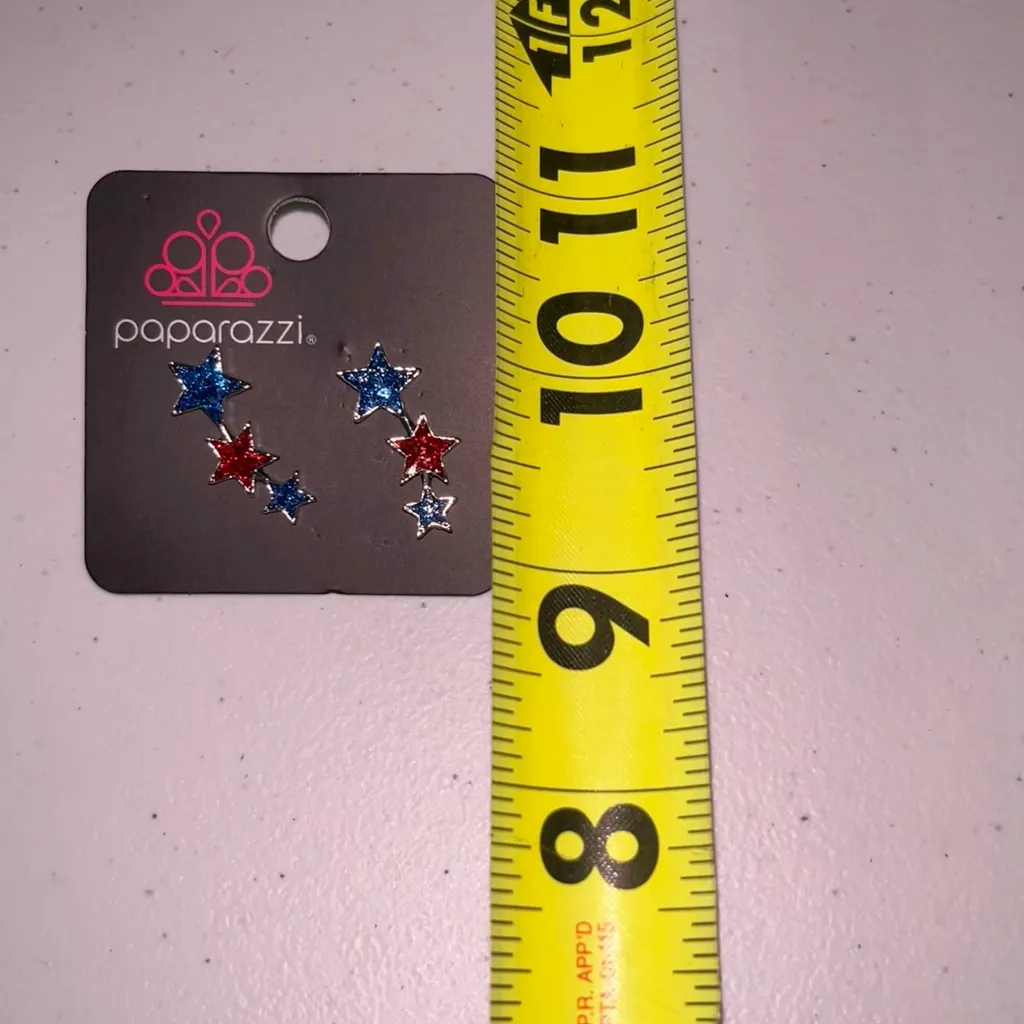 💙 NWT Paparazzi Red & Blue Star Earrings - Image 2