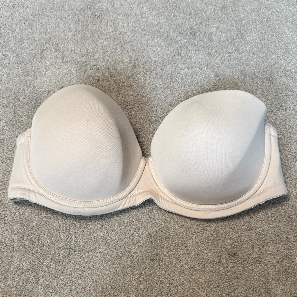 Wacoal Red Carpet Nude Strapless Lightly Lined Bra Size 38 D - Image 2