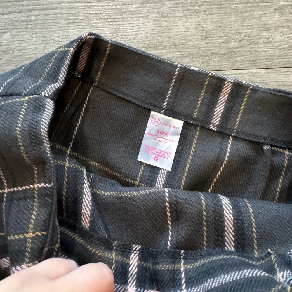 LAST PRICE🍒🤍 NO BOUNDARIES flannel faux wrap skirt 💐 - Image 14