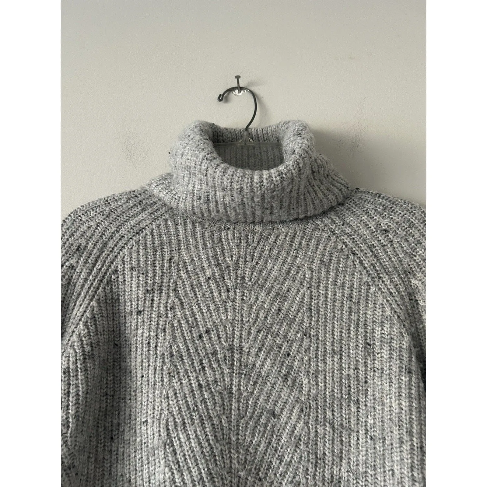 Madewell Gray Soft Thick Cowl Neck Cable Knit Sweater Ribbed Wool Blend Sz Small - Image 4