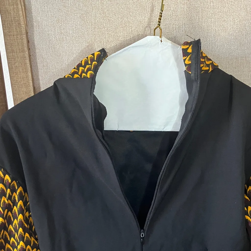 Vintage Black and Yellow Patterned Dress Size undefined - Image 7