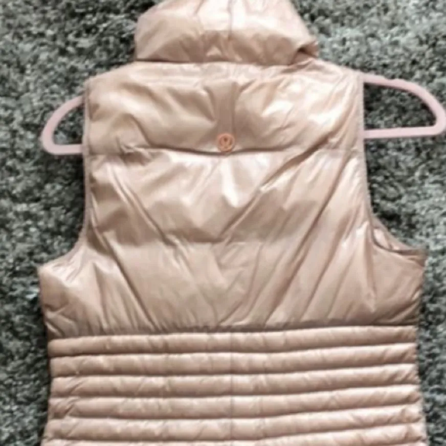 Lululemon Fluffin Awesome Vest in Rose Gold - Image 12