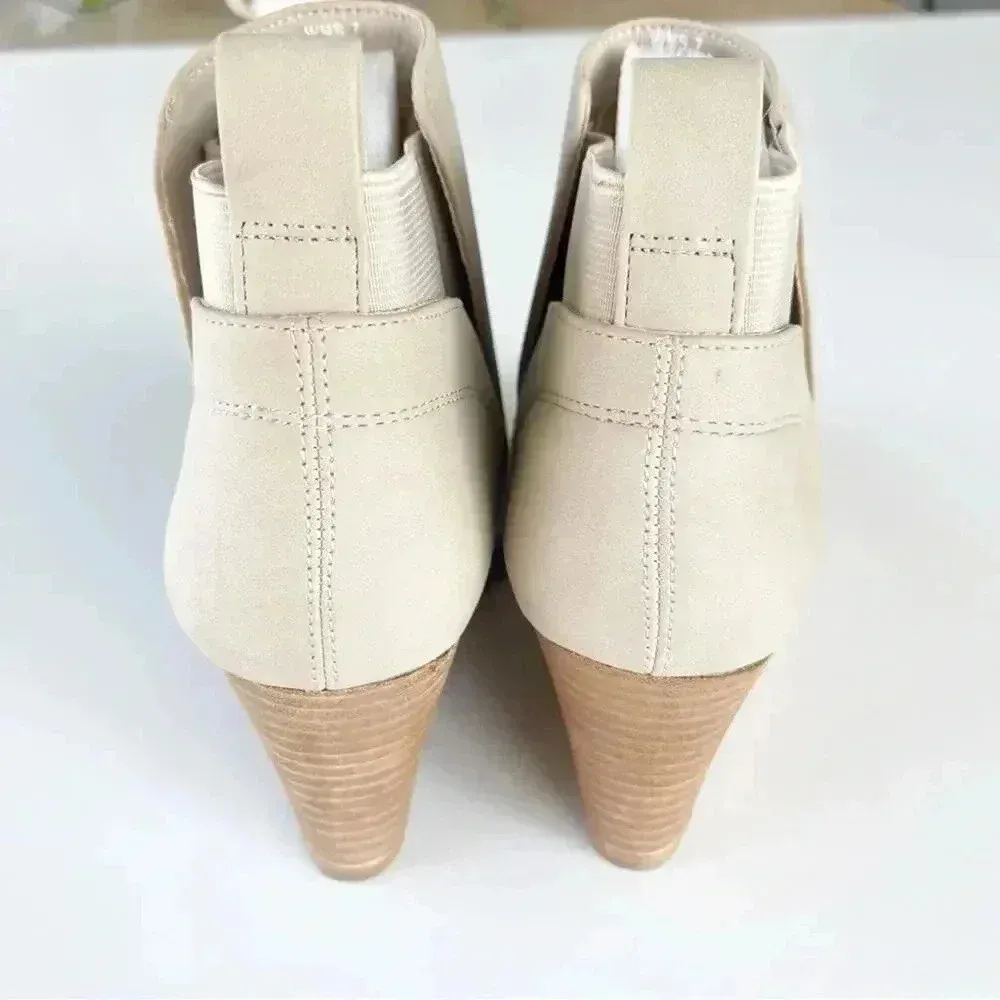 DV by Dolce Vita Vegan Leather Gerdy Ankle Wedge Bootie Size 7 NWOB - Image 6