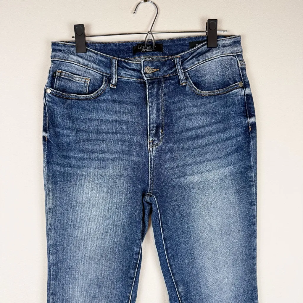 Judy Blue Frankie Two Tone Panel Flare Fit Jeans Size 9/29 - Image 6