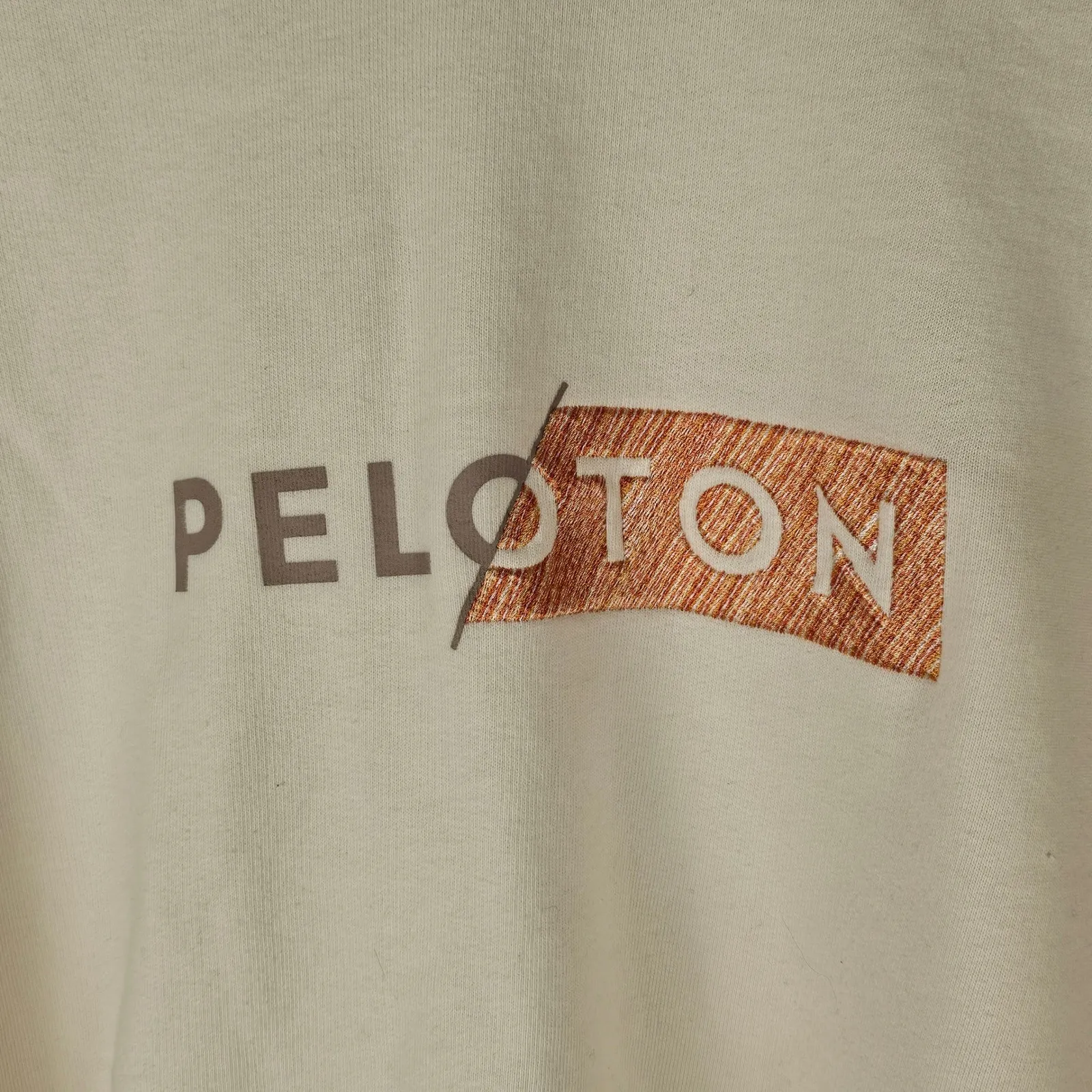 Peloton‎ Womens Cream Embroidered Logo Sweatshirt 1X - Image 3