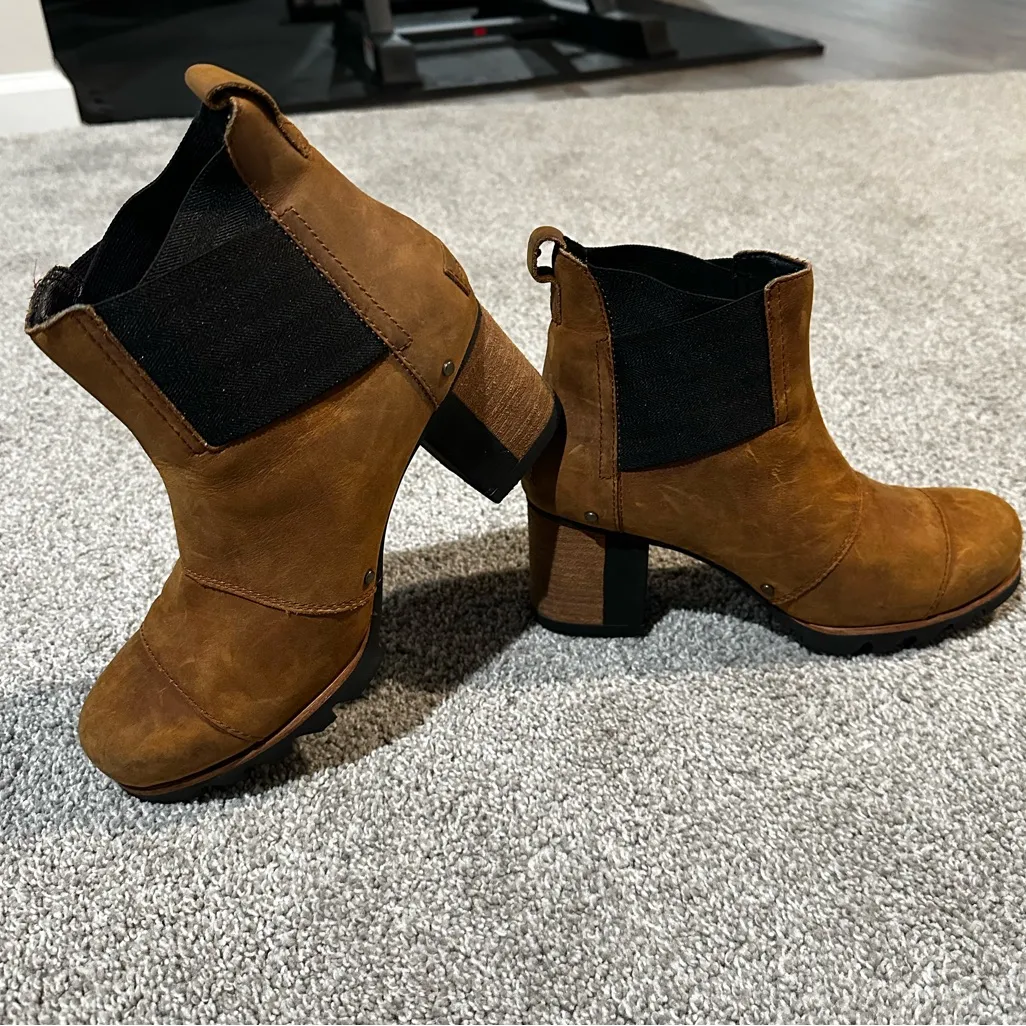 Sorel Addington Chelsea Booties in Autumn Bronze 8.5 - Image 3