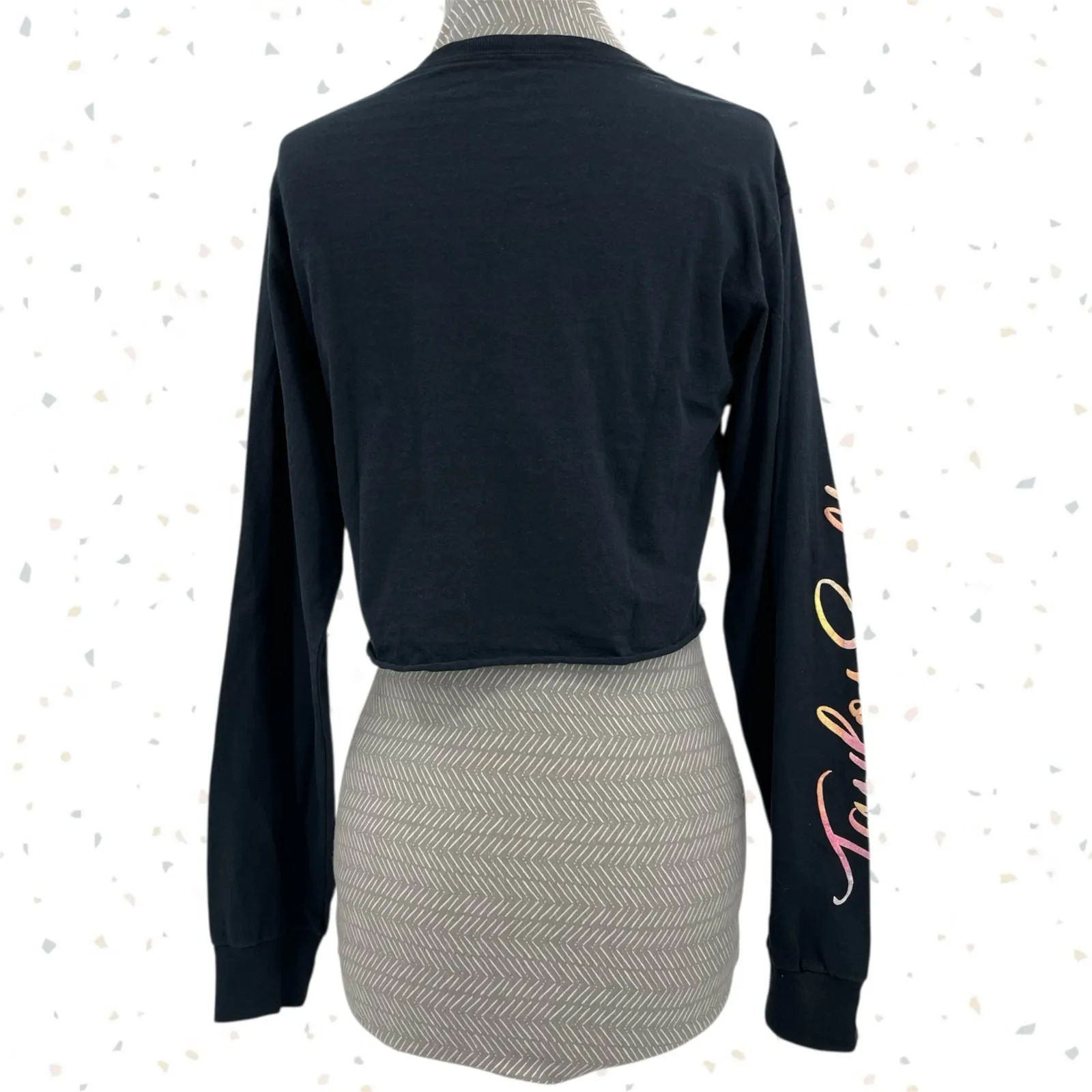 Taylor Swift Black Rose Glitter Floral Crop Top Long Sleeve Tee Lover Era Size S - Image 3