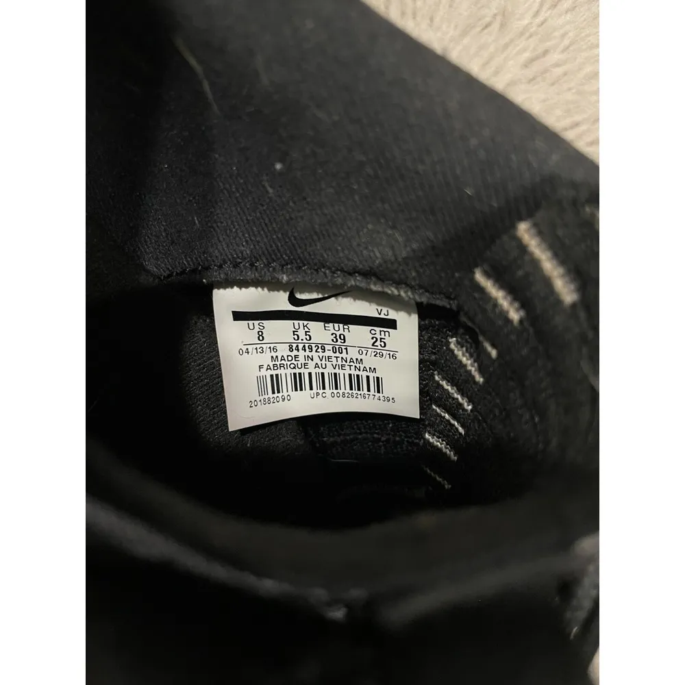 Nike Free RN Flyknit 2017 Black Gray Striped Running Shoes Women's 8 #844929-001 - Image 5