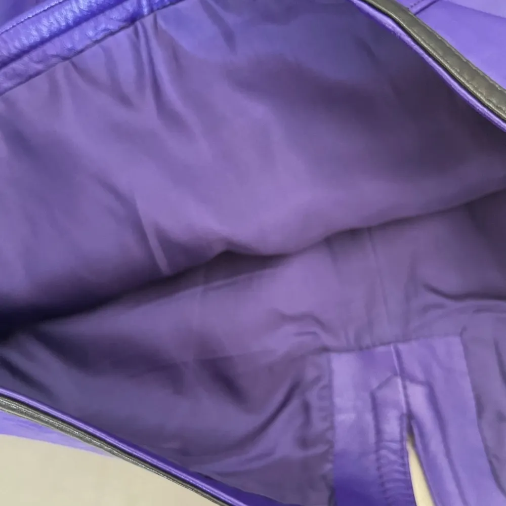 Italian Leather Skirt Size 8 - Image 6